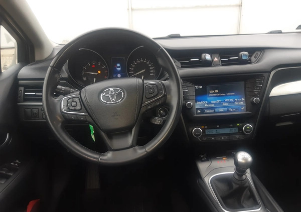 Toyota Avensis cena 63900 przebieg: 141000, rok produkcji 2015 z Trzebinia małe 254